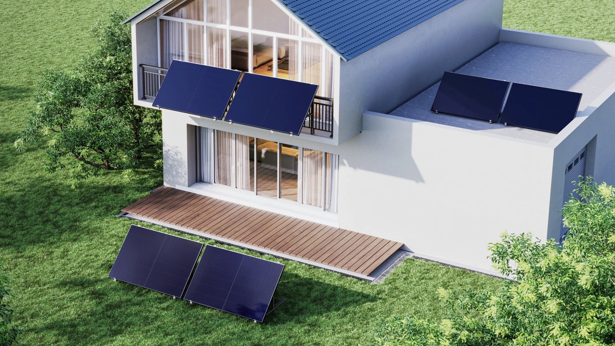 Des Panneaux Solaires Plug Play De W Pour Balcons Et Jardins Avec