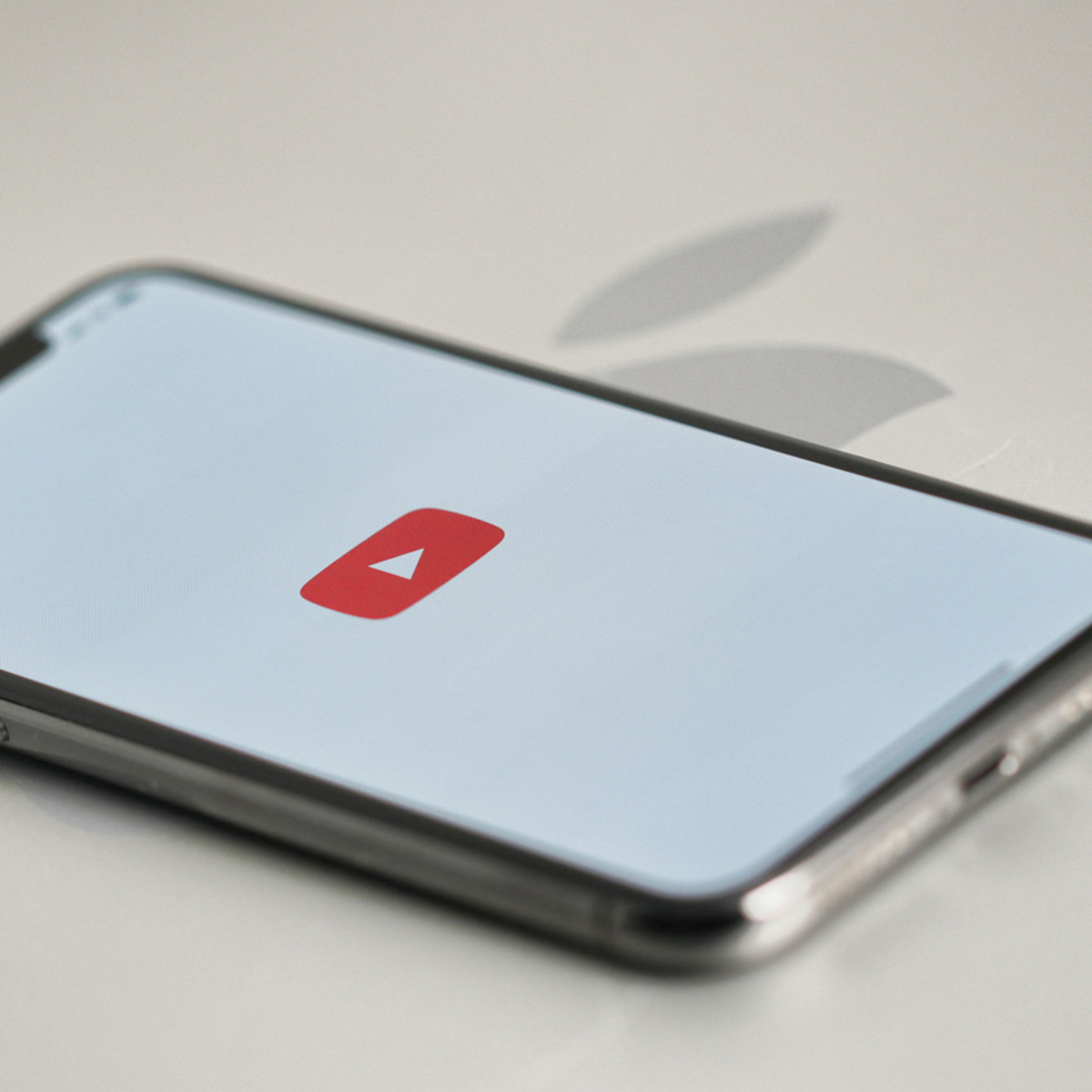 Youtube n est pas obligé de révéler des infos privées