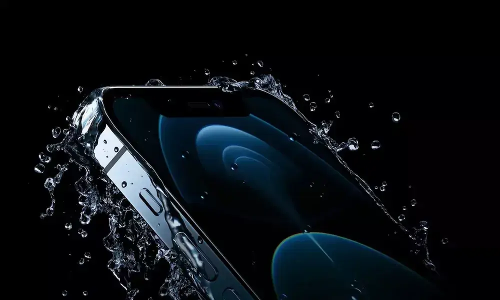 Et si vous douchiez votre Phone ? (le mème qui fait le buzz) #iPhoneShower