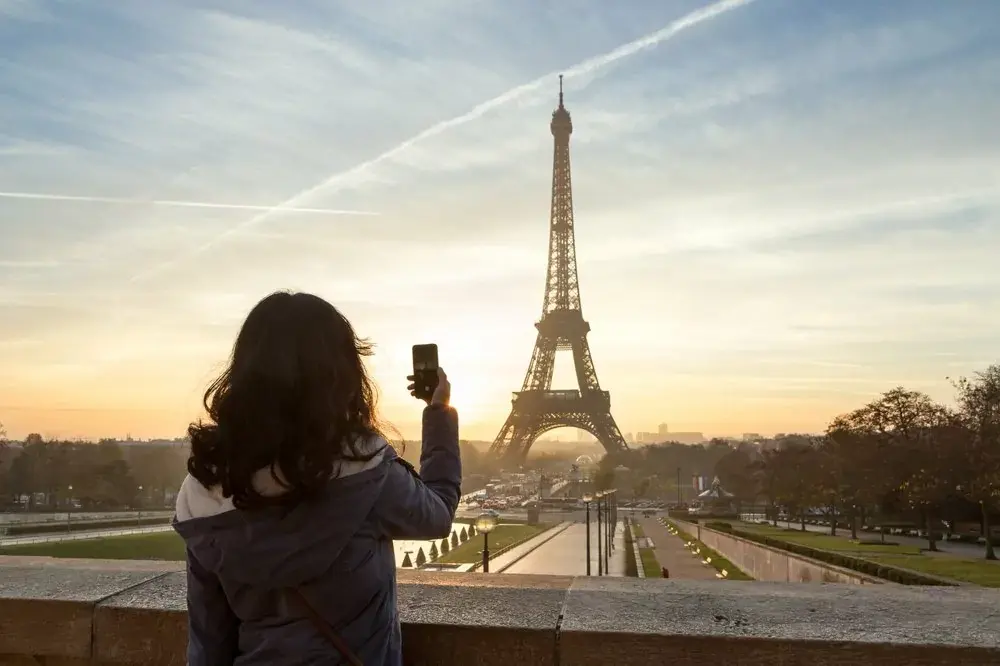 Google Maps améliore « Live View » avec des points de repère en mode AR