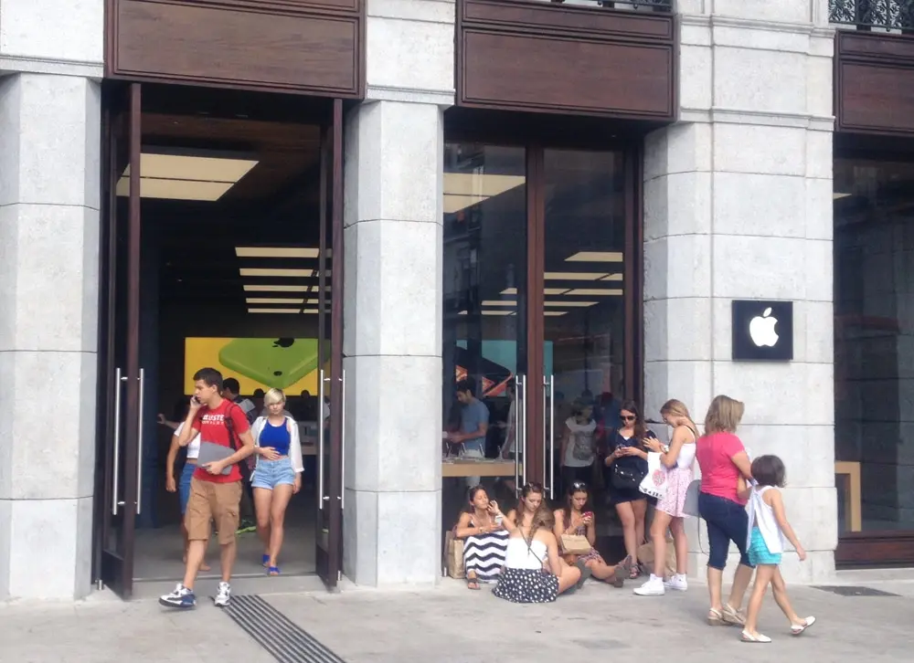 Quelques photos à l'intérieur de l'Apple Store de Madrid