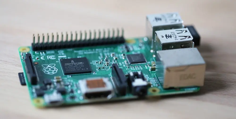 Prise en main du Raspberry Pi 2, un véritable petit ordinateur à 40€