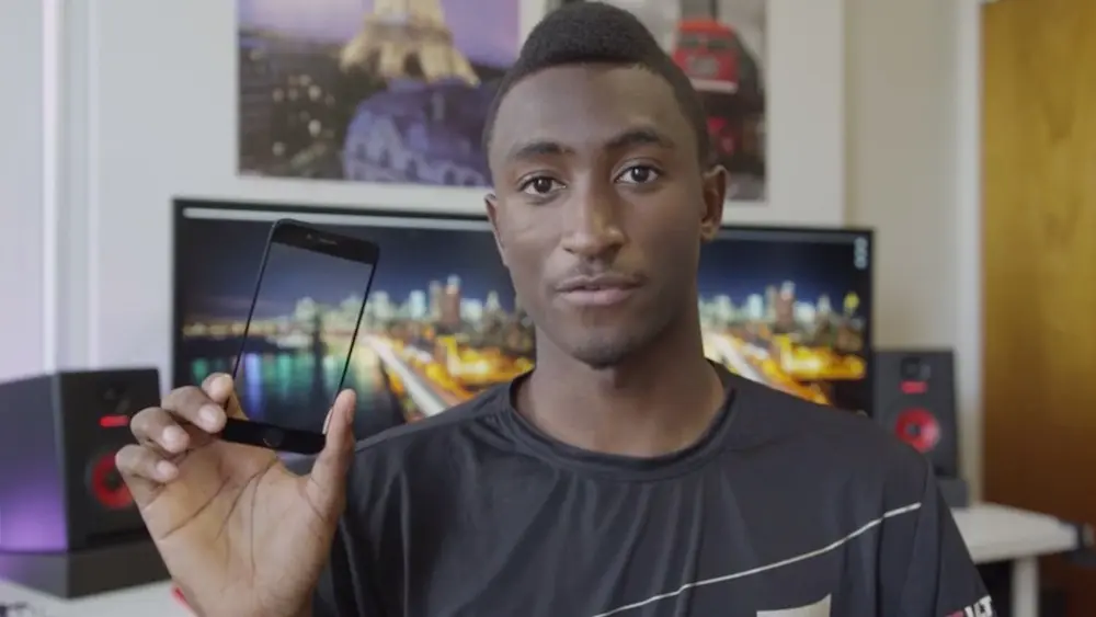 Marques Brownlee premier YouTubeur invité à une keynote d’Apple, mais pourquoi ?