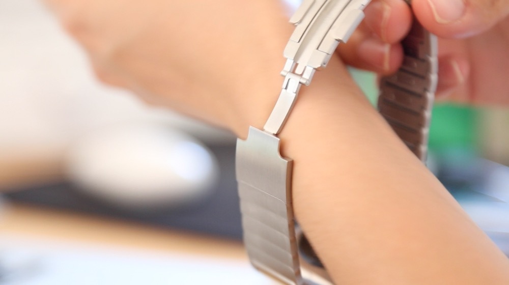 Test du bracelet à maillons de l'Apple Watch !