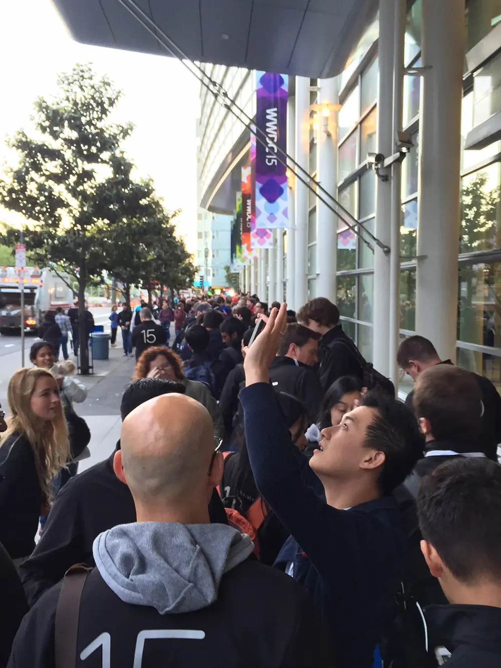 #WWDC : le jour se lève sur le Moscone Center ! (photos)