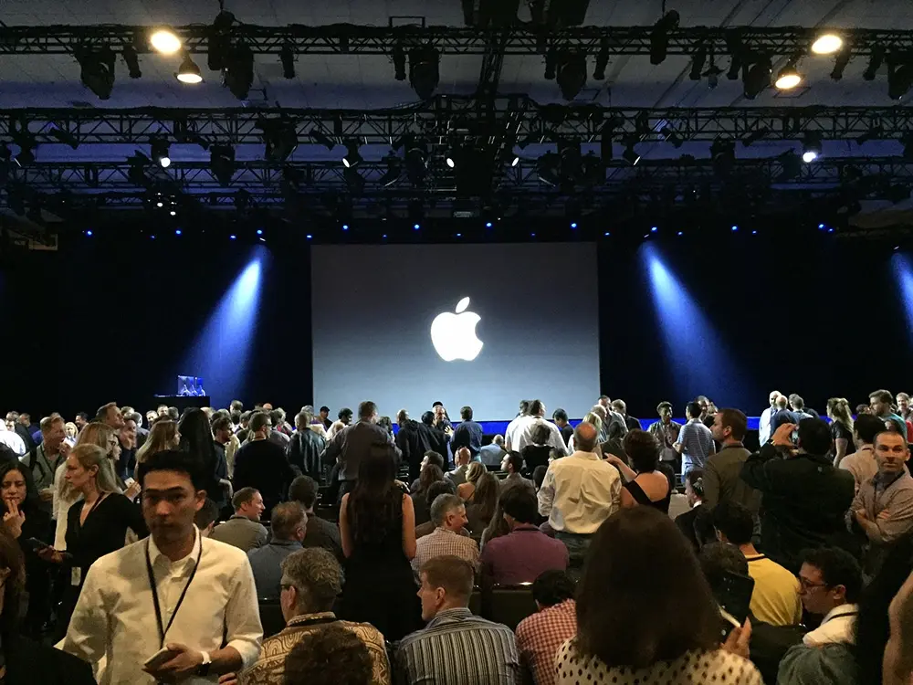 #WWDC : les développeurs entrent dans la salle ! (photos)