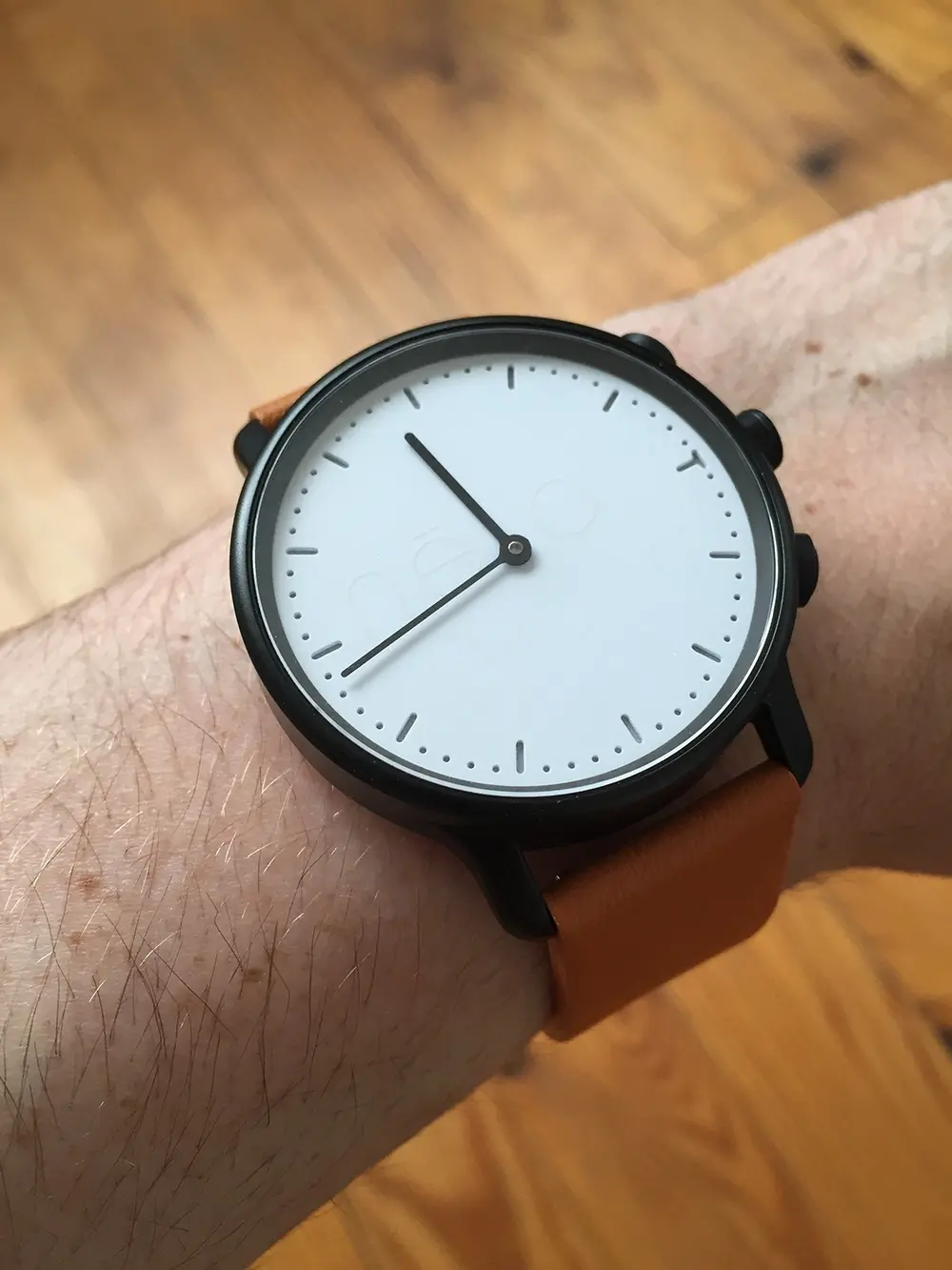 Test : la montre connectée française NEVO, concurrente de l'Apple Watch