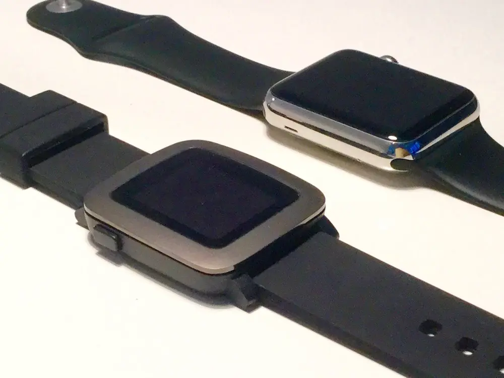 Pebble Time vs Apple Watch : la montre ultime des geeks peut-elle rivaliser ?