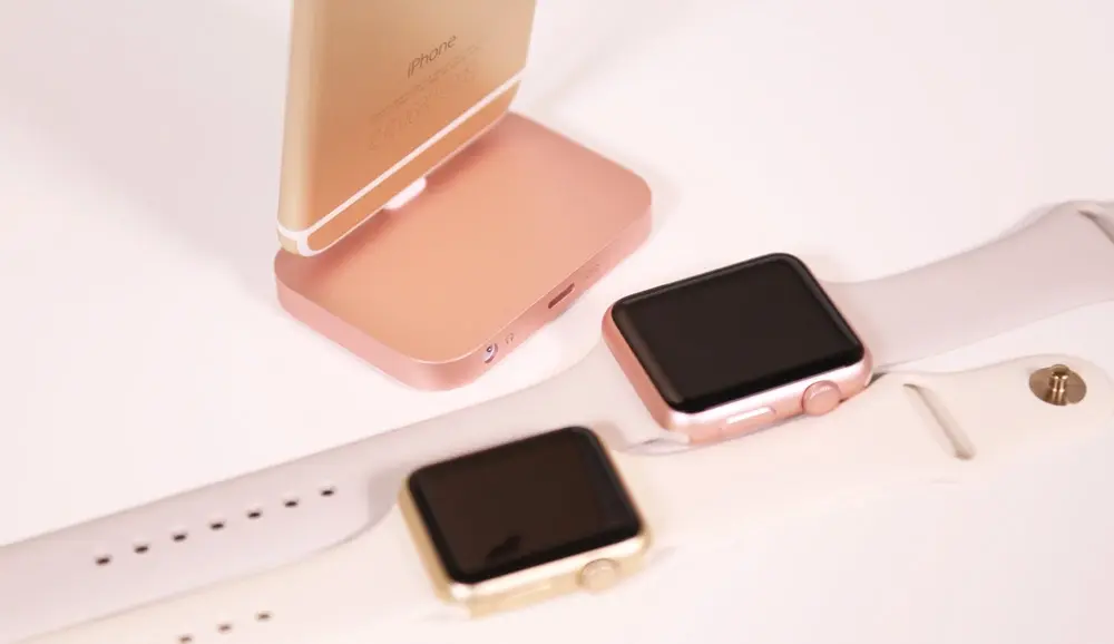 Nouveau Lightning Dock "or rose" pour iPhone  : aperçu en photos