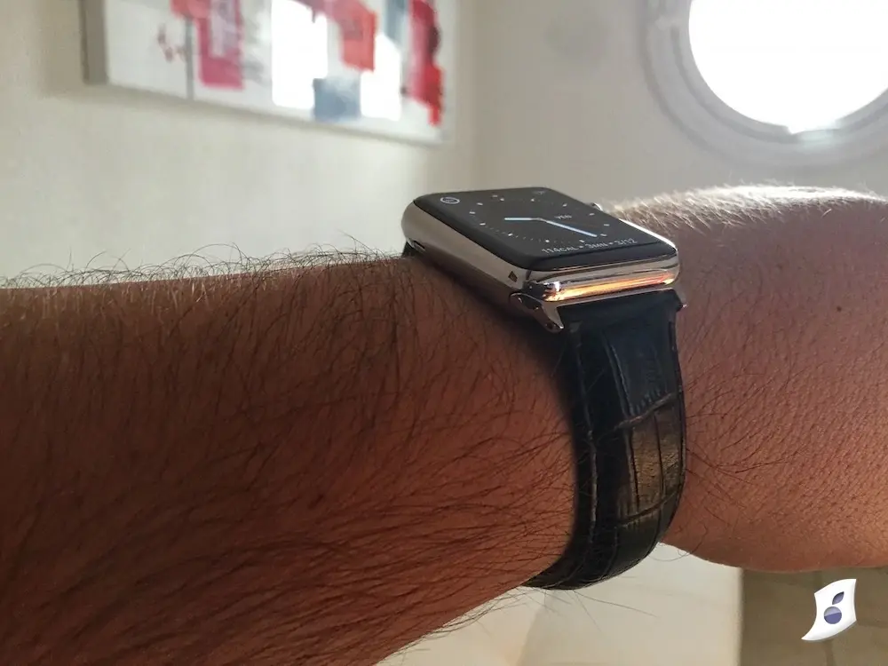 Prise en main du BandClip, des attaches pour adapter des bracelets classiques à l'Apple Watch