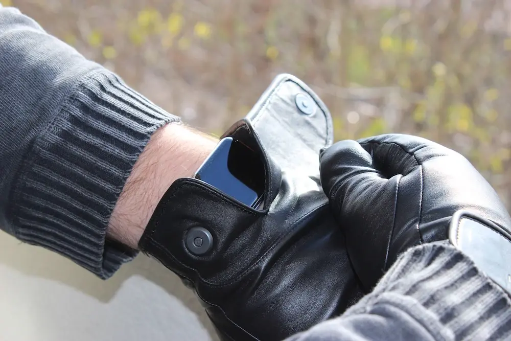 Test des gants tactiles en cuir de Mujjo