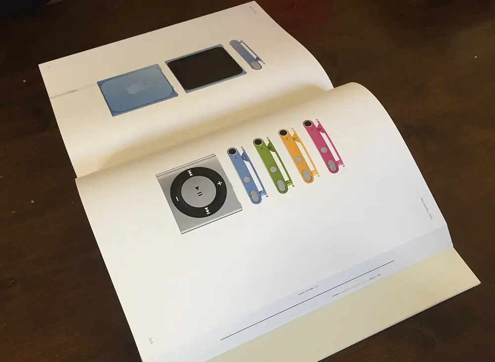 Quelques photos du livre "Designed by Apple in California"