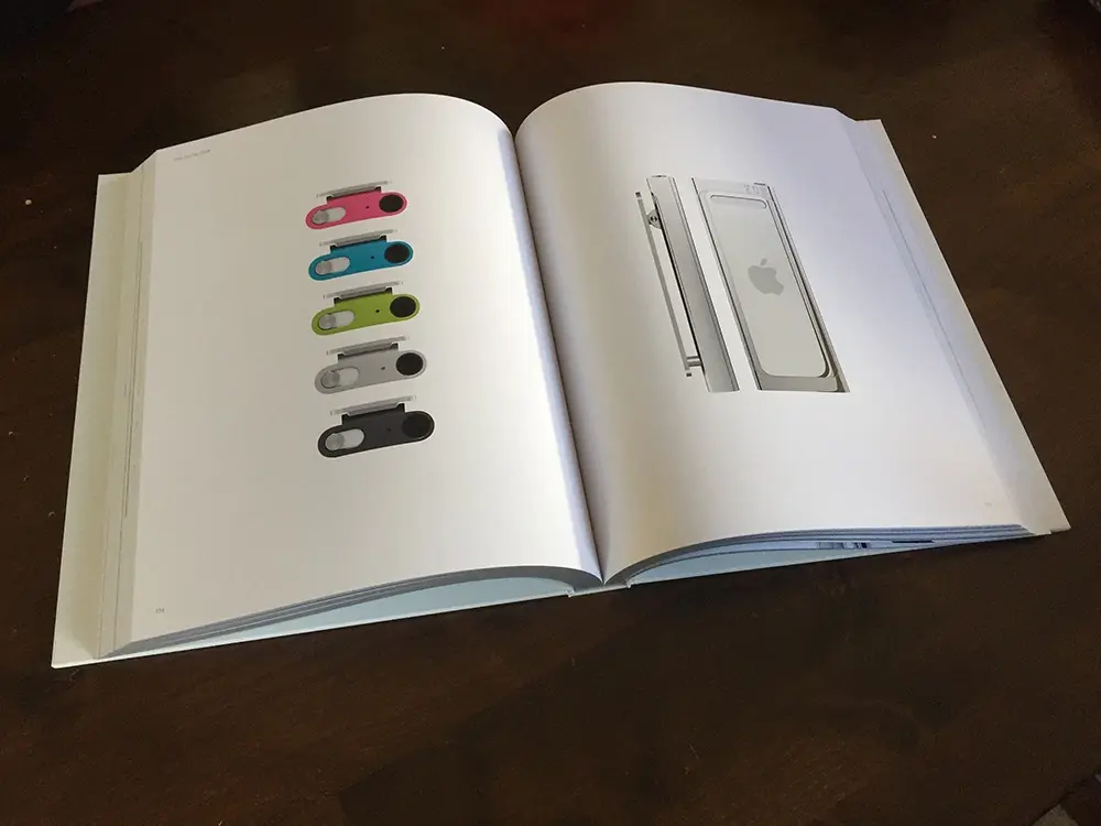 Quelques photos du livre "Designed by Apple in California"