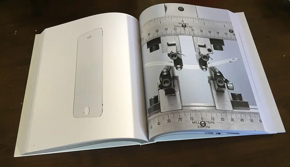 Quelques photos du livre "Designed by Apple in California"