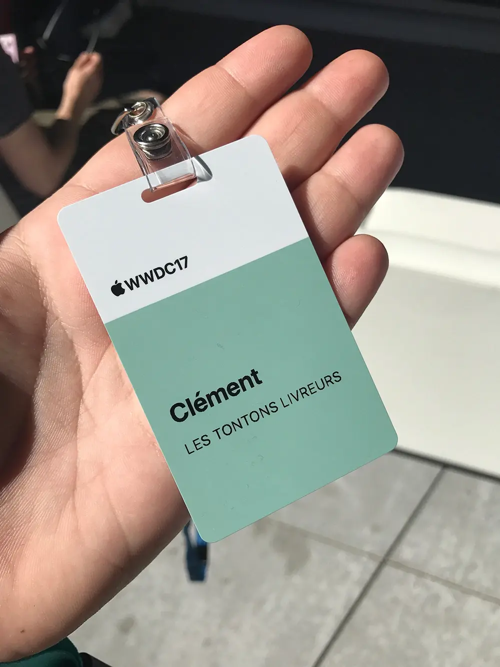 #WWDC en direct : du monde, des badges et des pin's ! (photos)