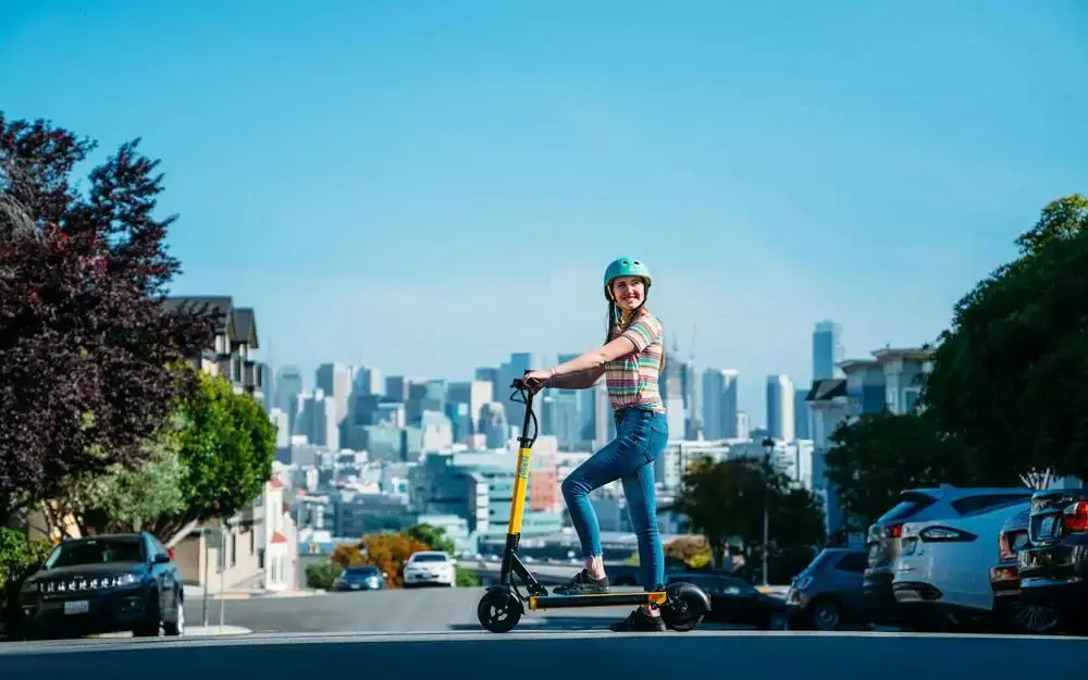 La guerre urbaine avec les trottinettes électriques démarre !