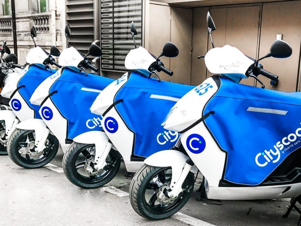 Cityscoot propose ses scooters électriques en libre service 24/24