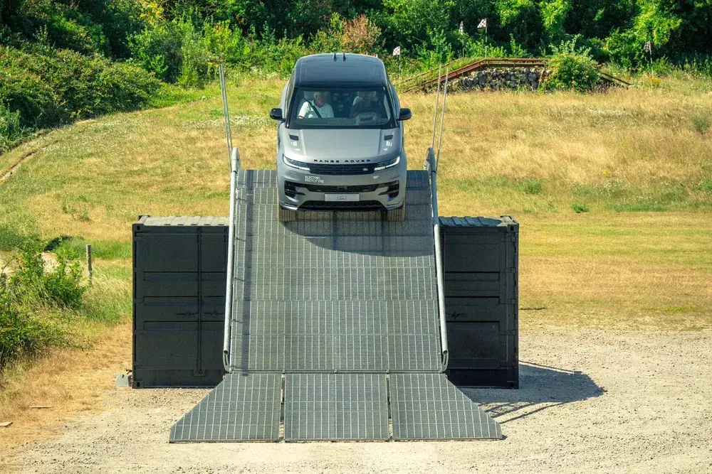 Range Rover Sport Electric&nbsp;: le grand SUV sportif passe &agrave; l'&eacute;lectrique