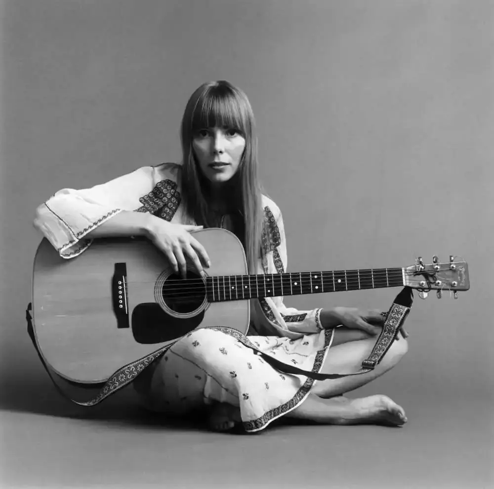 Après Neil Young, Joni Mitchell claque également la porte de Spotify