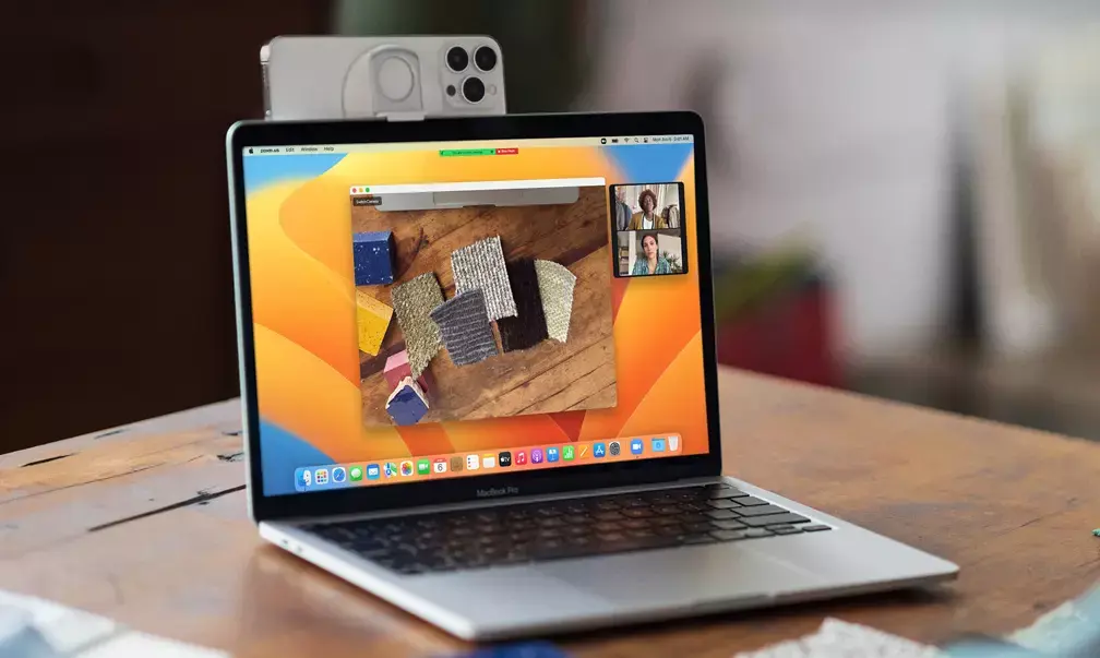 Un aperçu en vidéo du support MagSafe Belkin pour Continuity Camera 