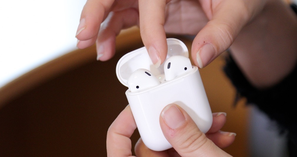 Des AirPods livrés au pied du sapin !