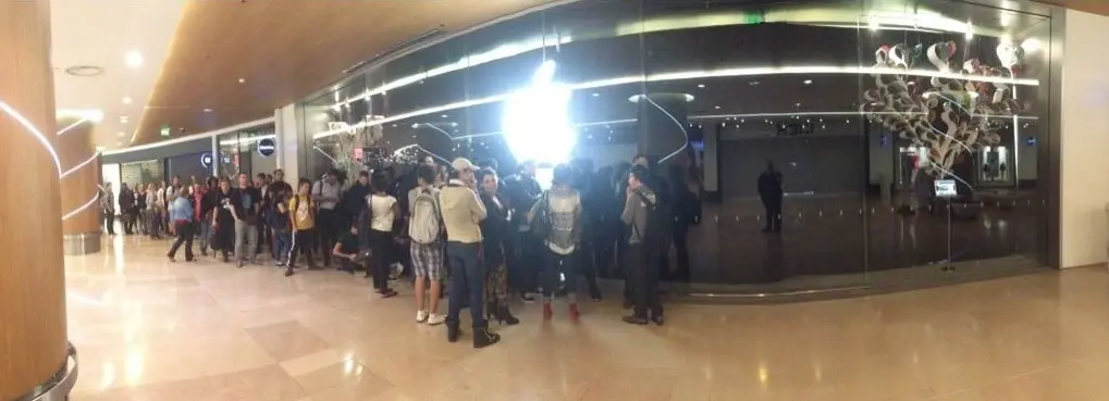 iPhone 6 : Tour de France des attentes du petit matin