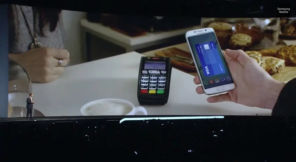 Keynote : Samsung trolle et pille Apple pour faire oublier la banalité de ses Galaxy S6/Edge