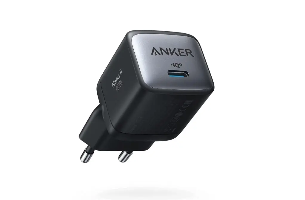 Promos : chargeur Anker USB-C Nano II 30W à 28€, manette Xbox à 48€, ampoule couleur TP-Link Tapo à 12€