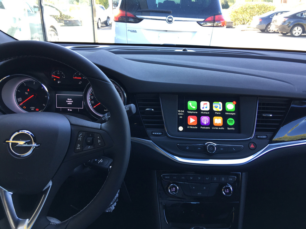 L'image du jour : la nouvelle Opel Astra équipée de CarPlay