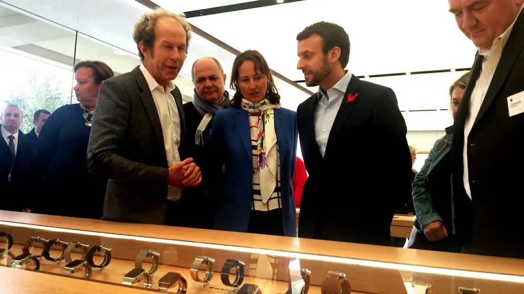 Emmanuel Macron avait rendez-vous au siège d'Apple à Cupertino (photos)