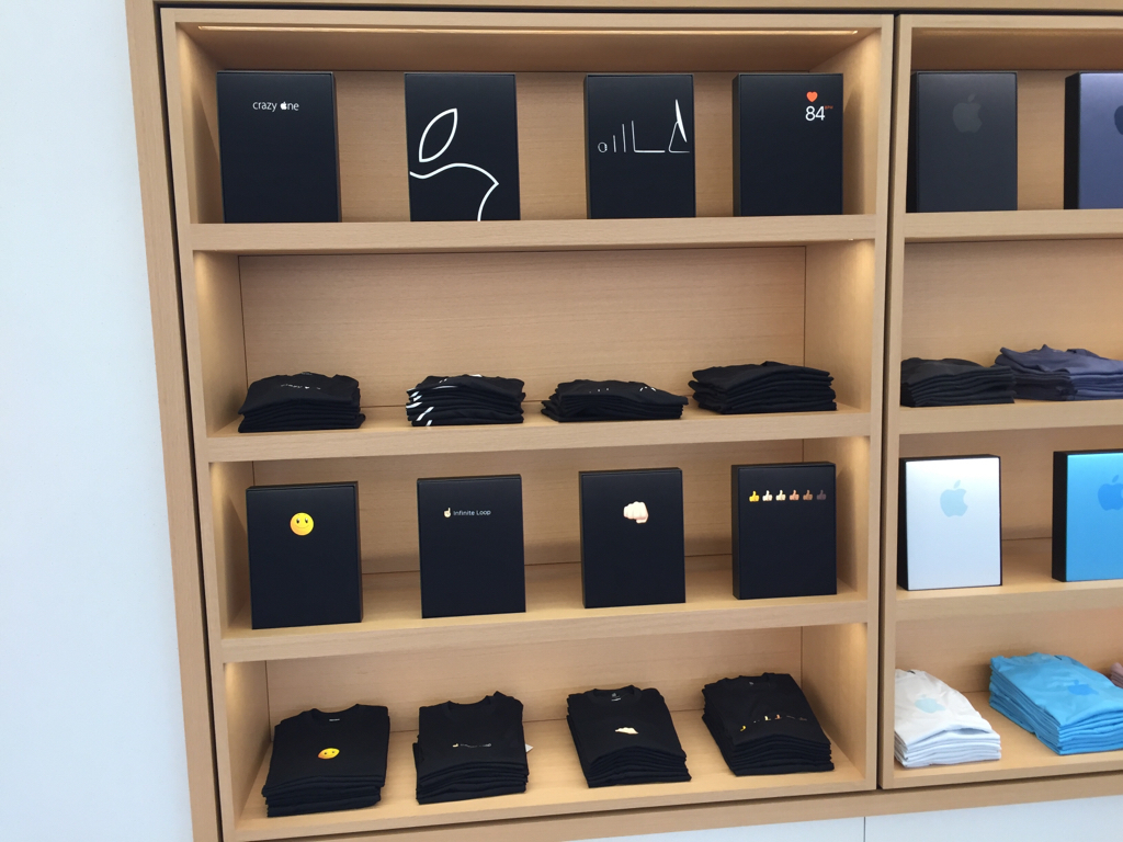 Vous rêvez de goodies Apple officiels ? Rendez-vous au Company Store de Cupertino (photos)