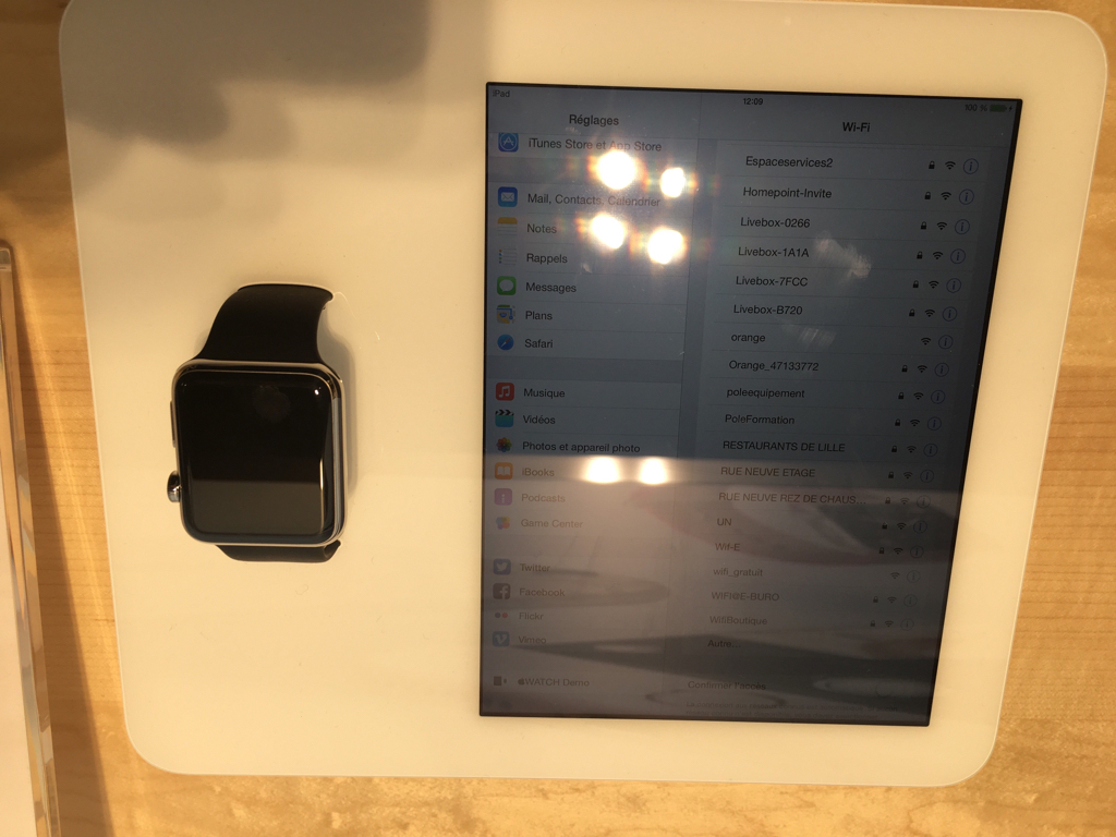 Apple Store : l'app des socles de démonstration de l'Apple Watch n'est pas à l'abri des bugs