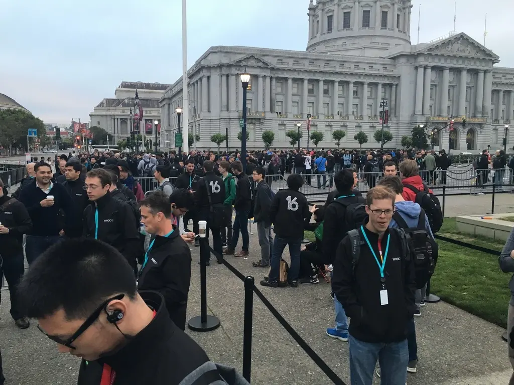 #WWDC2016 : c'est l'heure du p'tit dej (photos) et de renforcer la sécurité