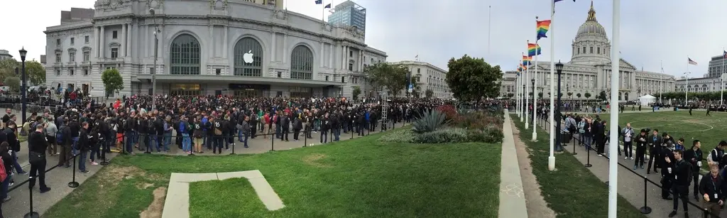 #WWDC2016 : Apple commence à ouvrir ses portes et il y a foule ! (photos)