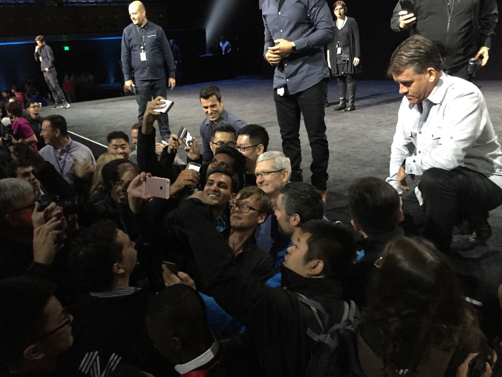 Oh, le beau t-shirt de la #WWDC ! (Et plein d'autres photos en direct de San Francisco)