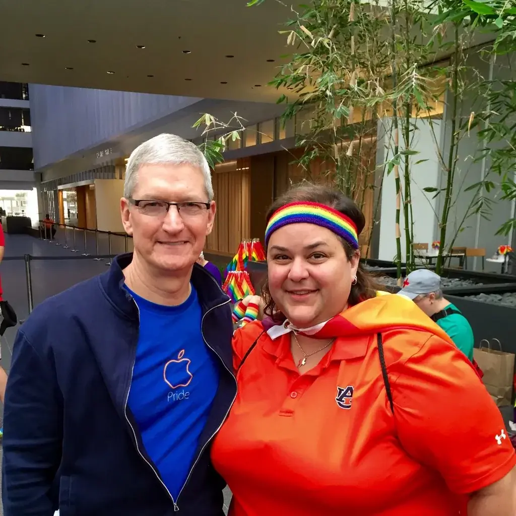 Apple à la Gay Pride de San Francisco (avec un bracelet spécial pour Apple Watch !)