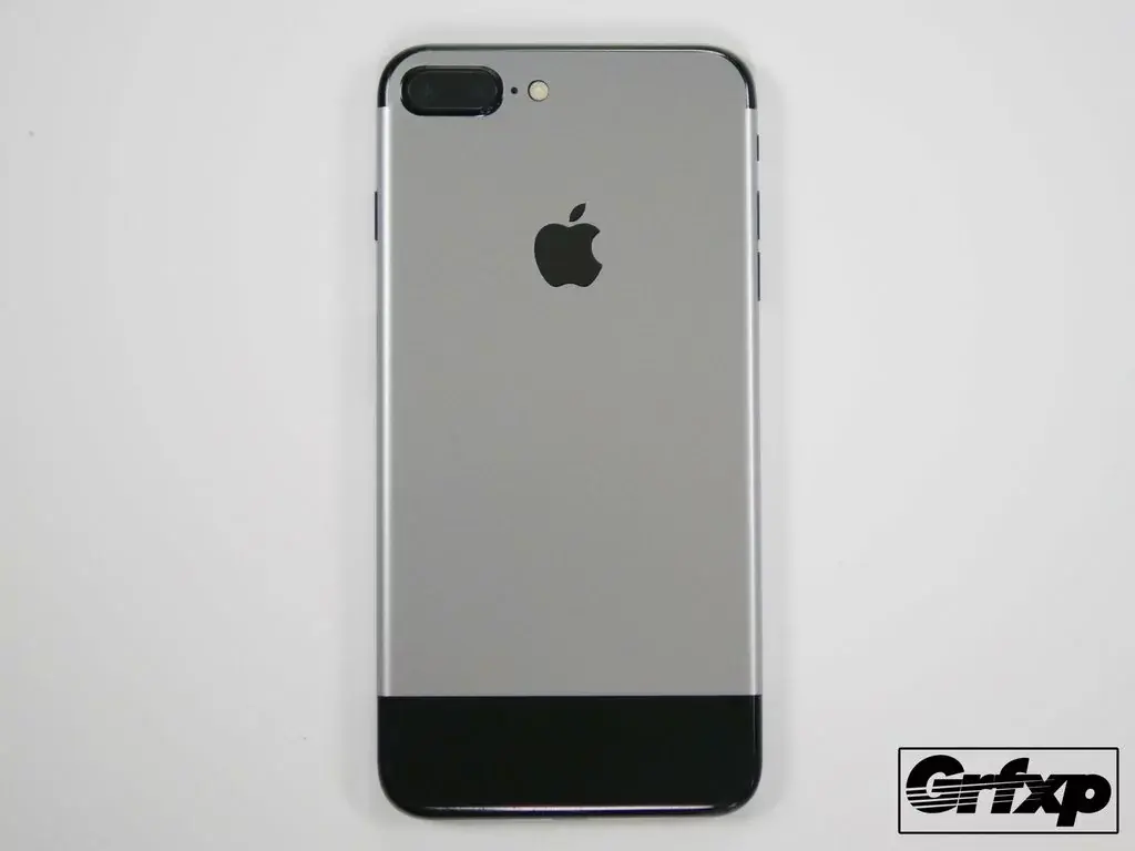 Insolite : des autocollants transforment les iPhone 7 en iPhone de première génération