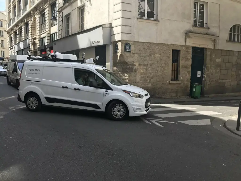 L'image du soir : comme prévu, Apple Maps se balade à Paris