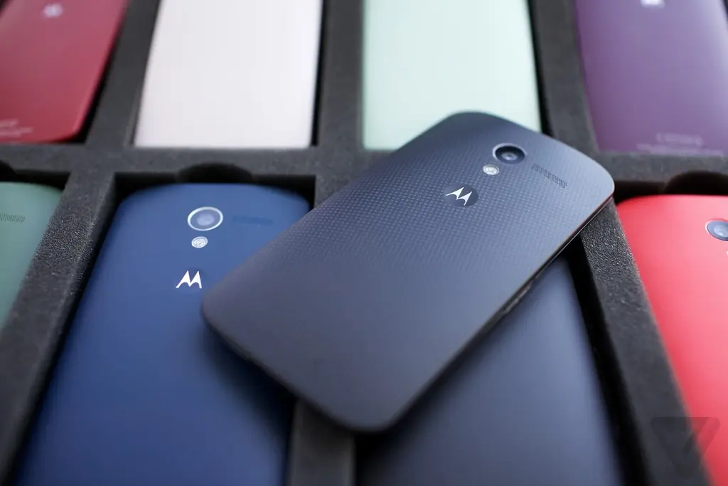 Moto X : 24H d'autonomie, 199$ (avec abo.) et l'iPhone en ligne de mire