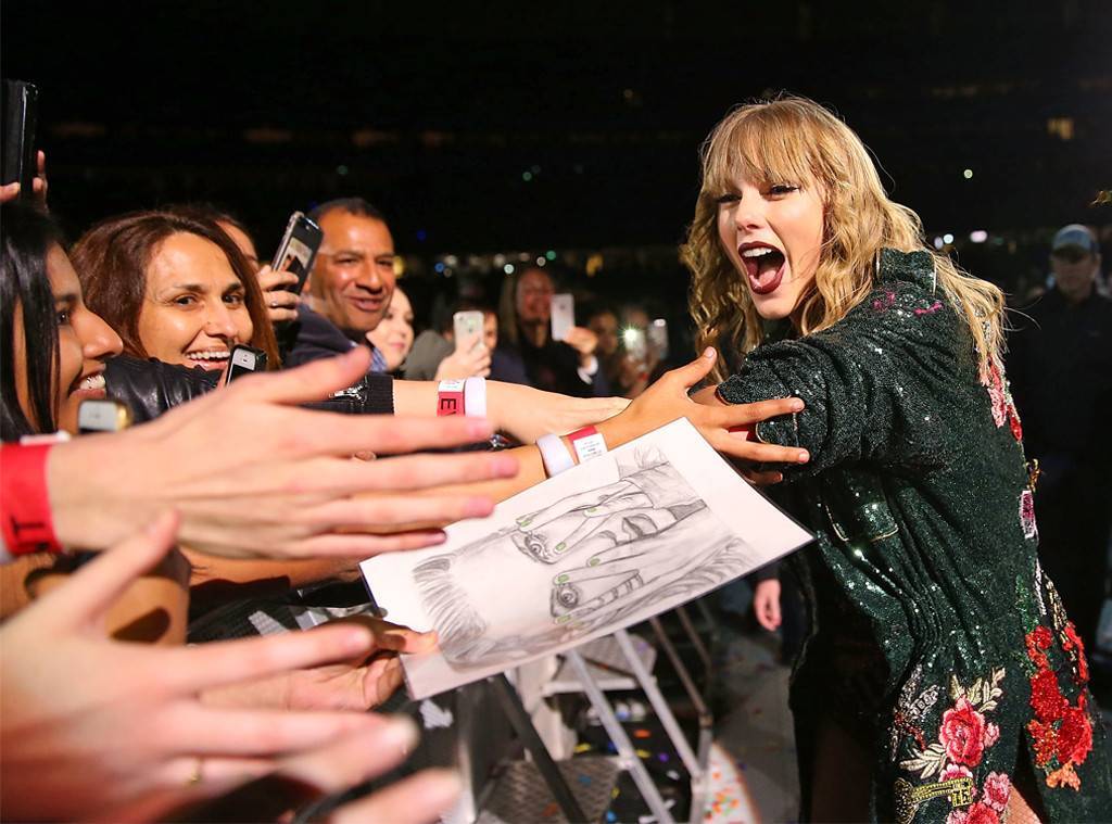 People : Amy Schumer, Taylor Swift, Naomi Watts, Eddy & David et Emily Ratajkowski