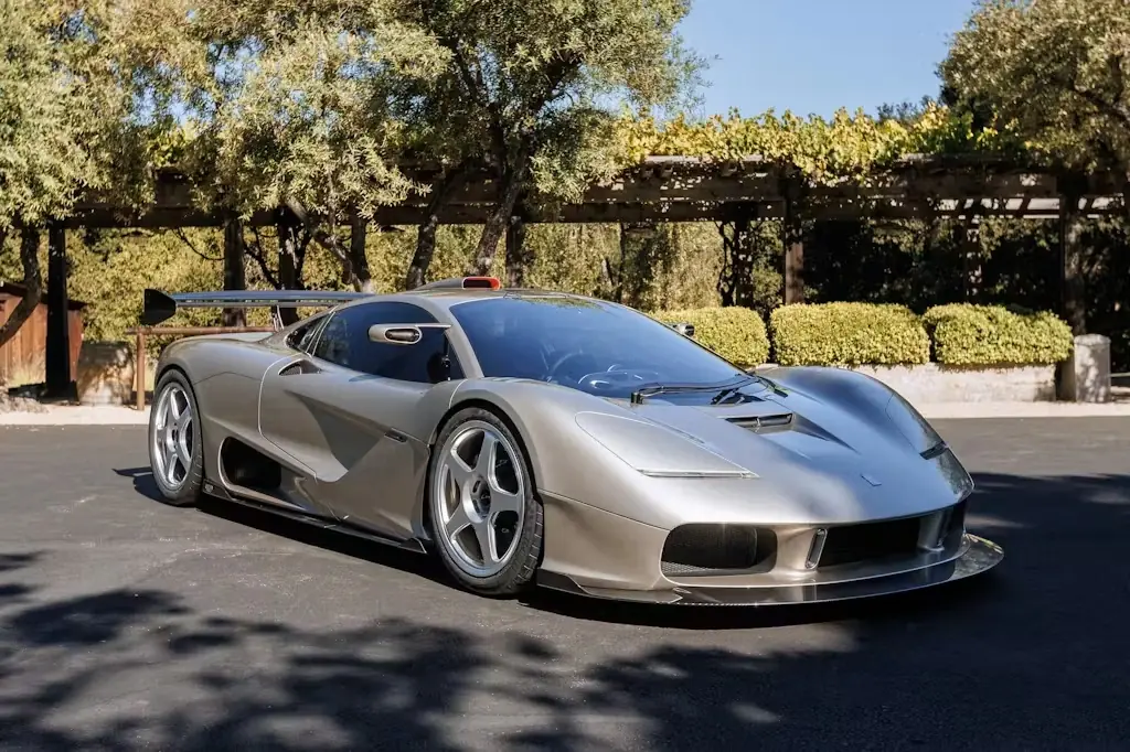 Une Gordon Murray S1 LM devient la voiture neuve la plus chère vendue aux enchères