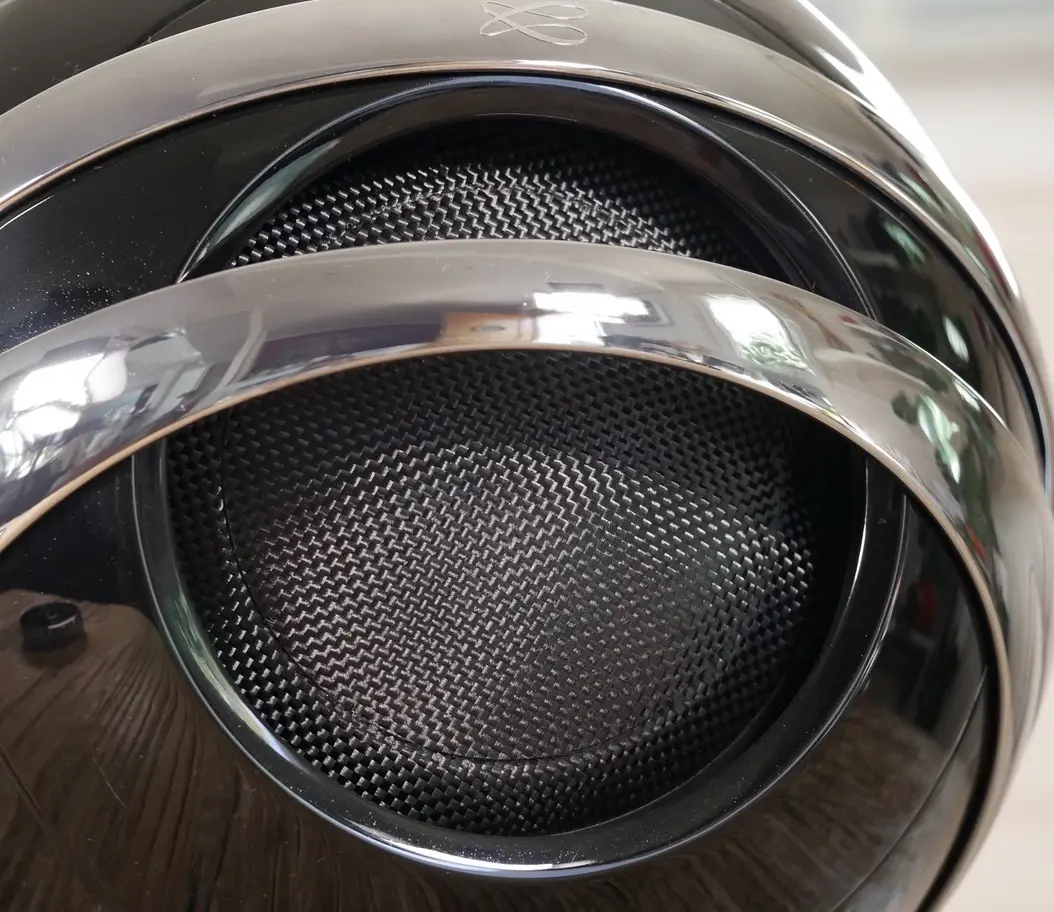 Test Cabasse The Pearl : une enceinte "bijou" pour chasser sur les terres de Devialet