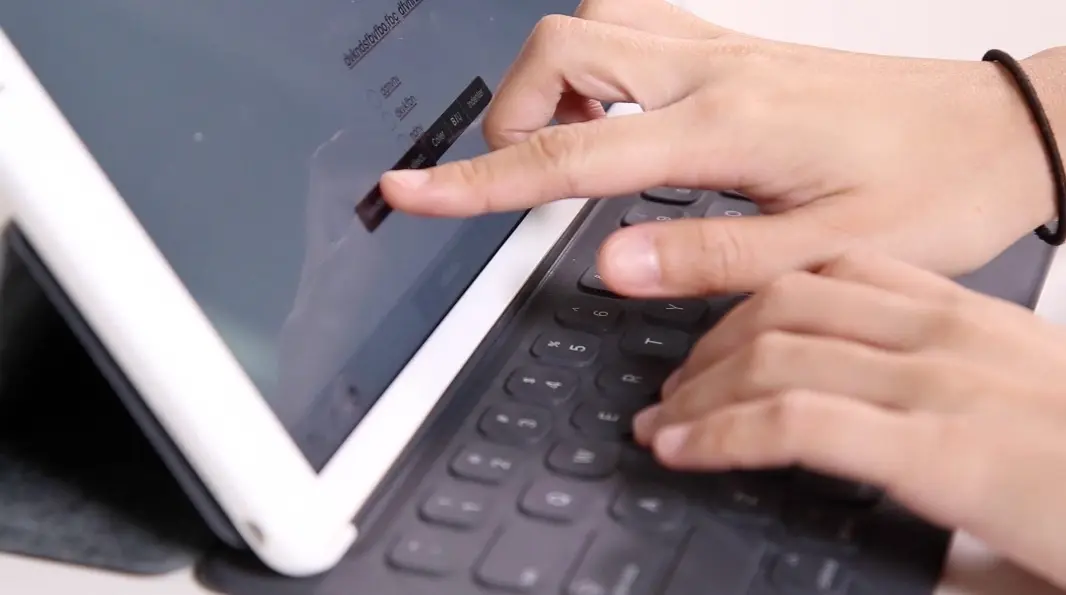 Test du clavier "Smart Keyboard" d'Apple pour iPad Pro