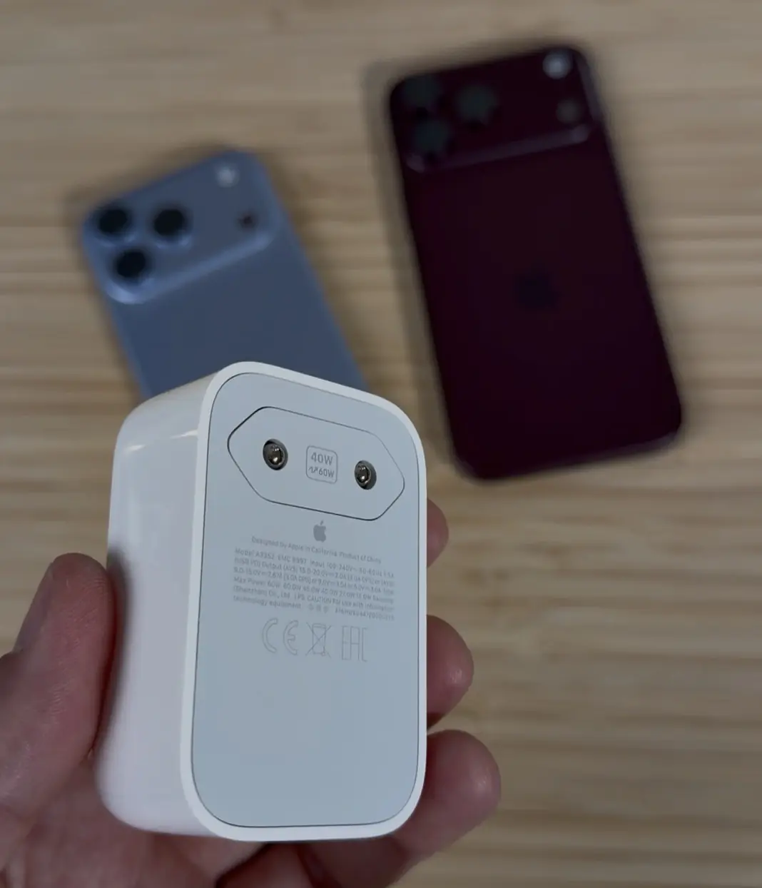 Surchauffe, bug de la dict&eacute;e, &eacute;raflures, autonomie&nbsp;: nos premiers probl&egrave;mes avec l'iPhone 18 Pro