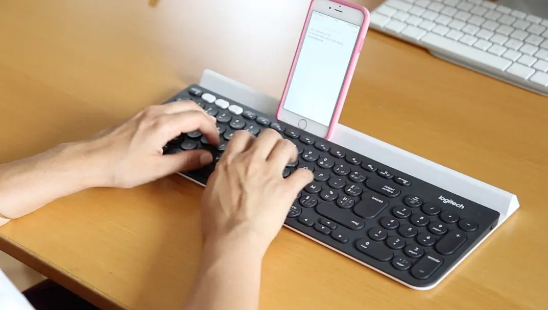 Test du clavier Logitech K780 : l'accessoire "multi-device" ultime ?