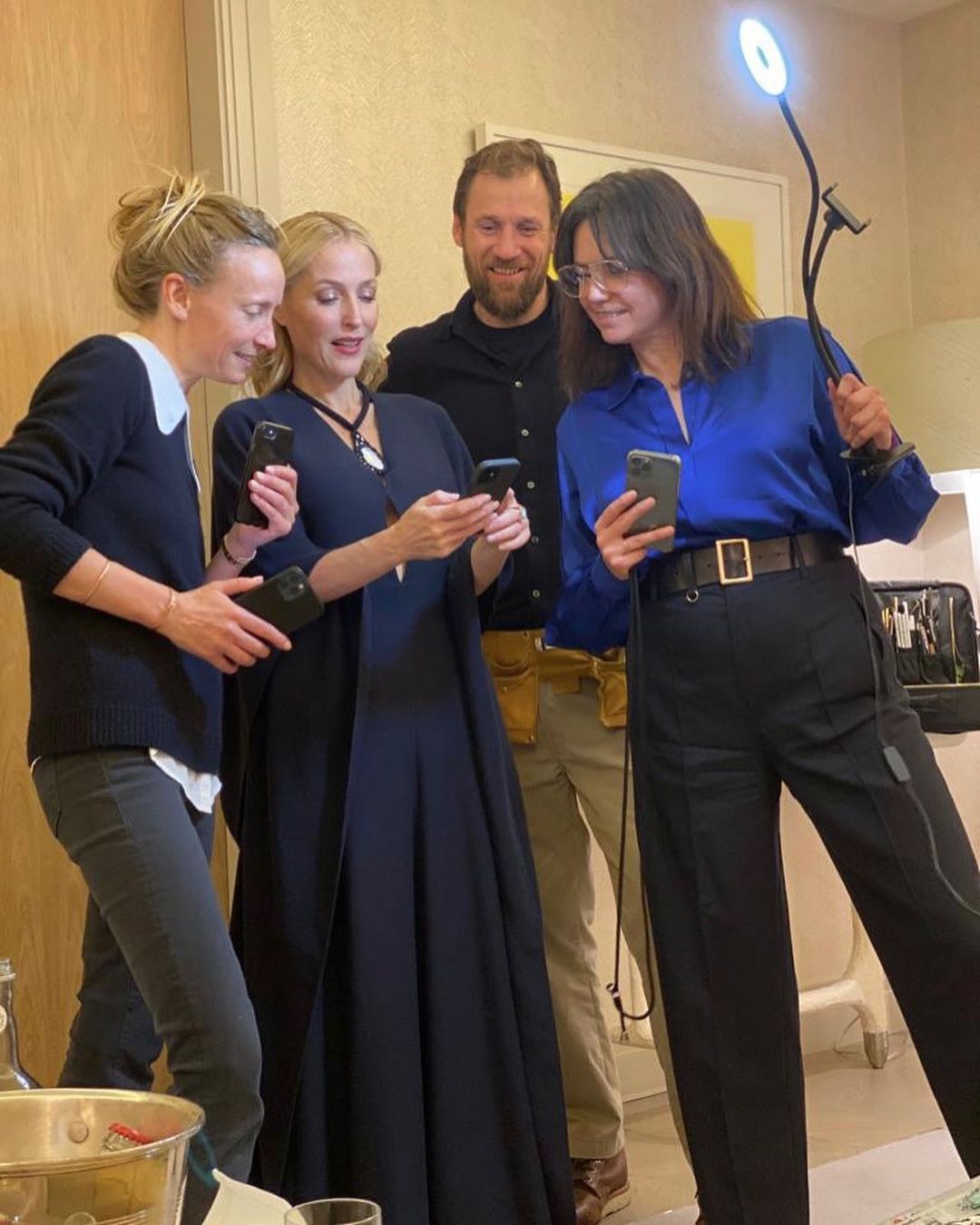 People : Gillian Anderson, Lily-Rose Depp, Courteney Cox, Lily Allen, Emily et Metallica