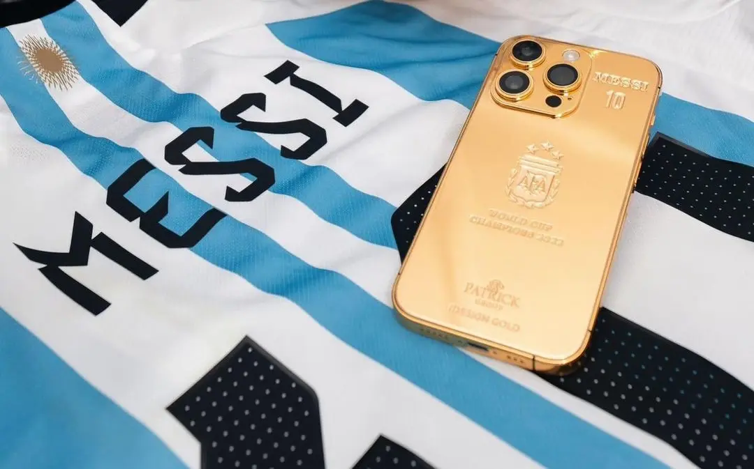 Lionel Messi a-t-il vraiment offert des iPhone 14 en or à ses coéquipiers ?