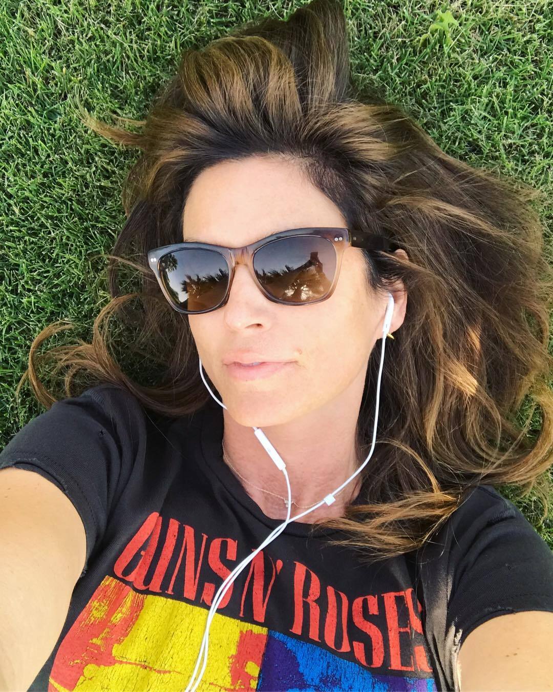 People : Cindy Crawford, Emily Ratjkowski, Gigi Hadid, Justin Bieber