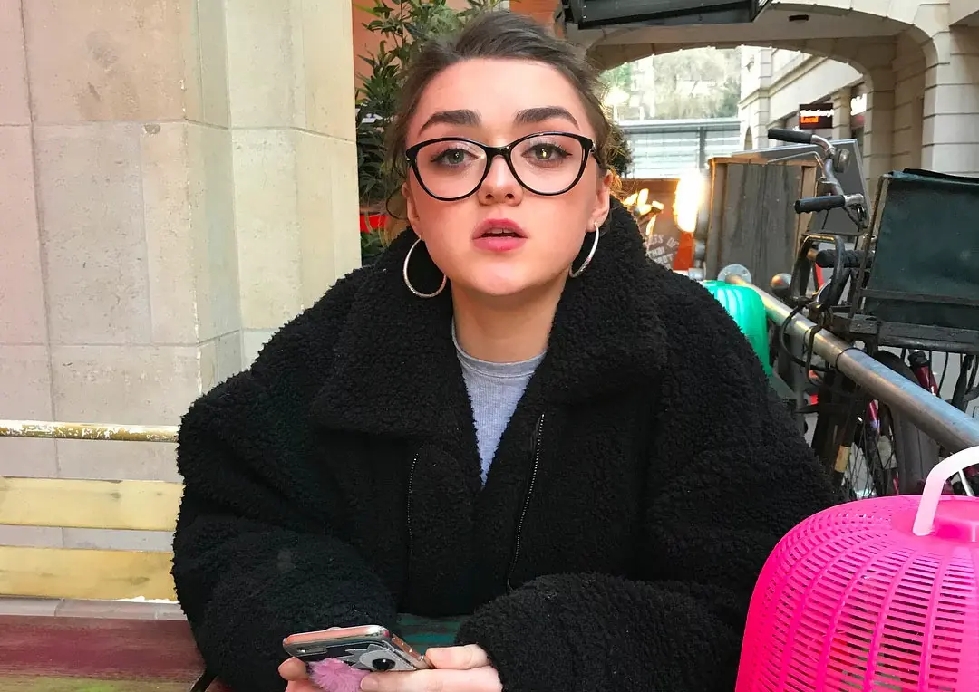 Maisie Williams (Arya Stark - GOT) lance son app de collaboration pour les métiers artistiques