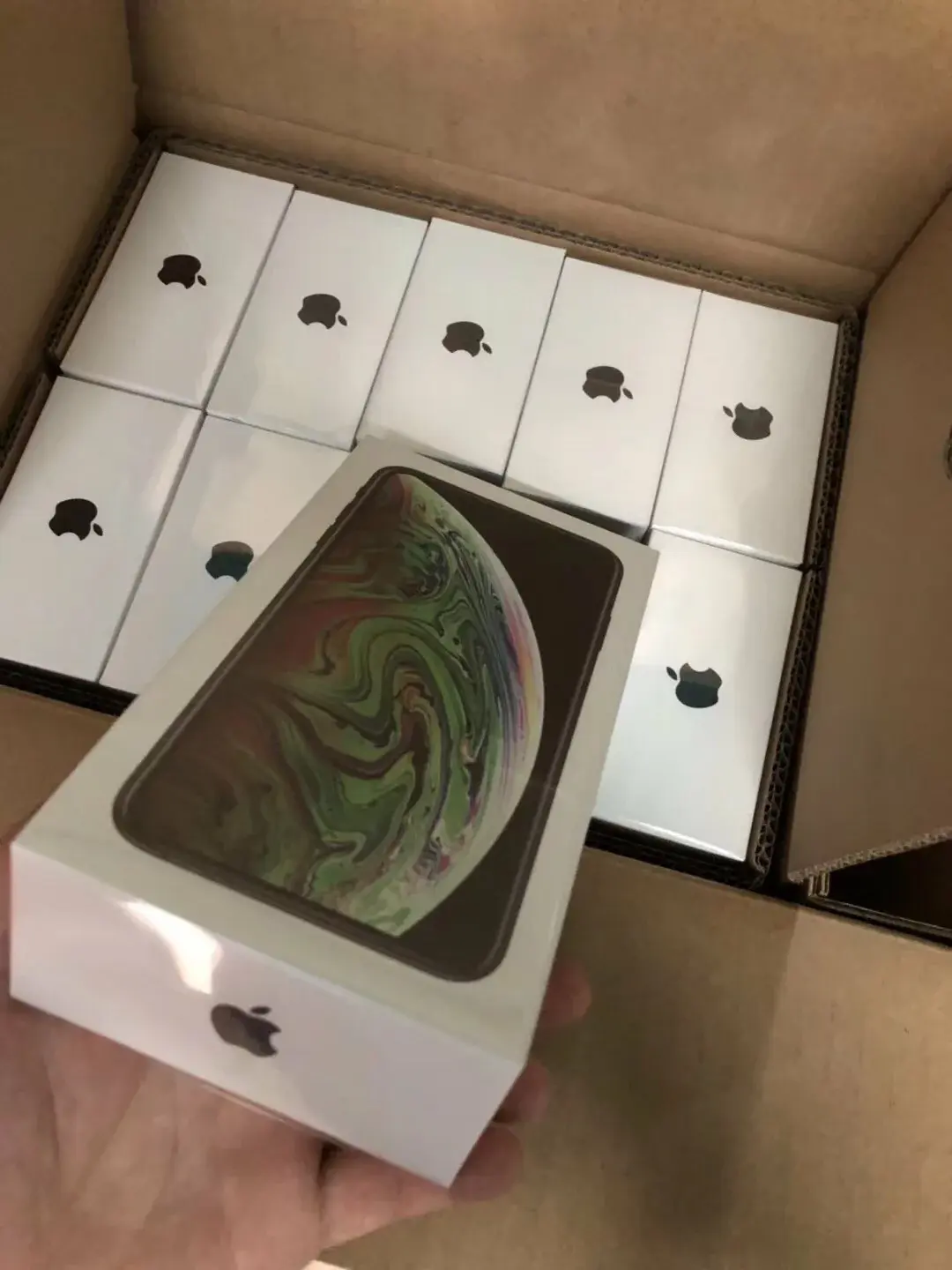 L'image du jour : Oh ! Des boites d'iPhone XS prêtes à partir !